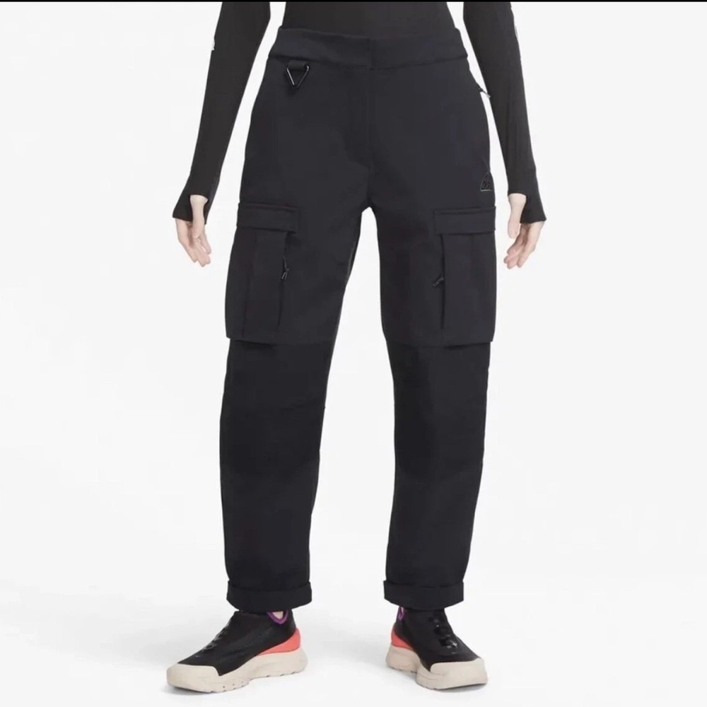 Womens Nike ACG SMITH SUMMIT CARGO Pants -Black -Reg $180 CV0617-011 -Sz L -NWT
